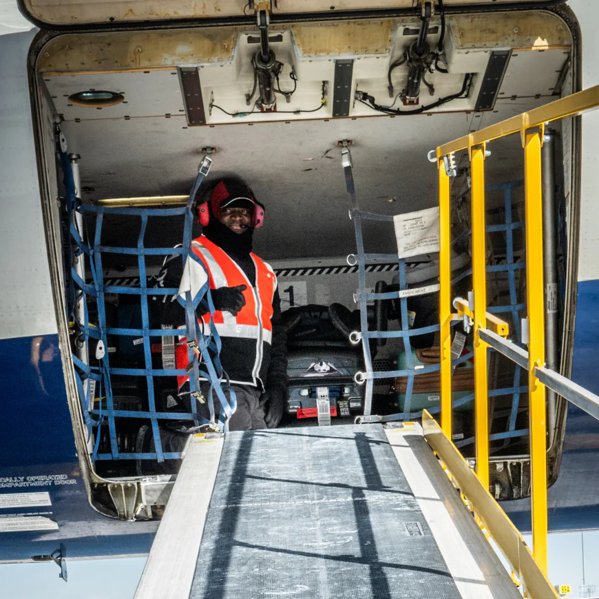 Your Bag’s Hidden Journey From Check-In to Plane